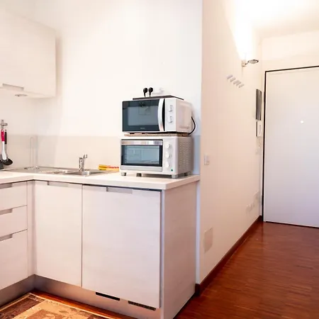 شقة Attico Panoramico Terrazzato Con Parcheggio Gratuto